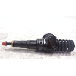 Recambio de inyector para volkswagen passat b6 (3c2) 2.0 tdi referencia OEM IAM 038130073BQ  