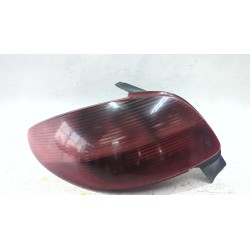 Recambio de piloto trasero izquierdo para peugeot 206 hatchback (2a/c) 2.0 hdi 90 referencia OEM IAM 2531G  