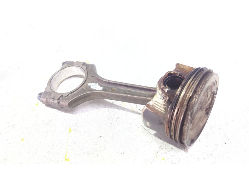 Recambio de piston para alfa romeo stelvio (949_) 2.2 jtdm q4 (949.axe2a) referencia OEM IAM 05048263AD  
