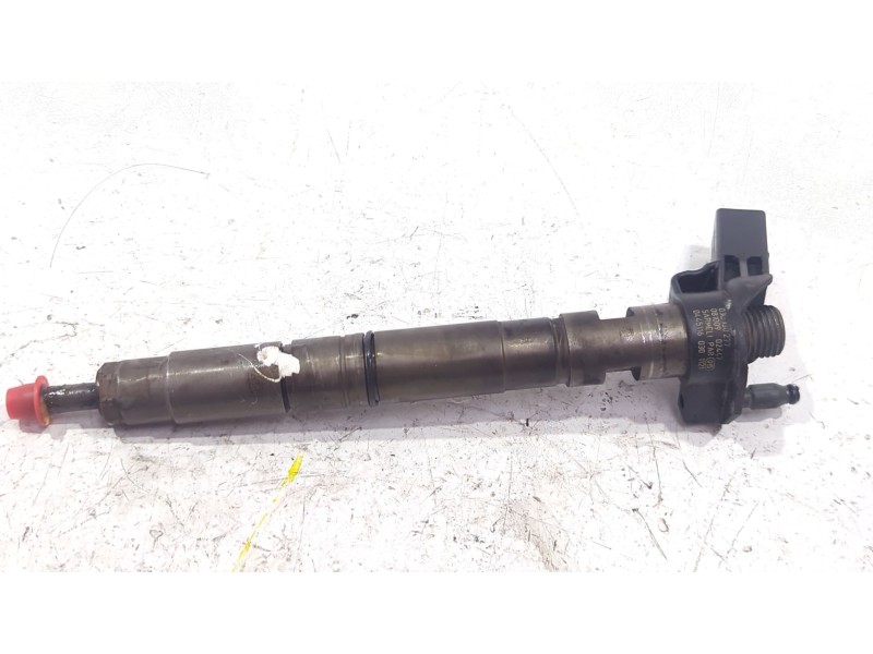 Recambio de inyector para volkswagen golf vi (5k1) 2.0 tdi referencia OEM IAM 03L130277  