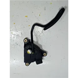 Recambio de potenciometro pedal gas para renault clio iii (2005) 1.1 100 cv referencia OEM IAM 8200297342B  