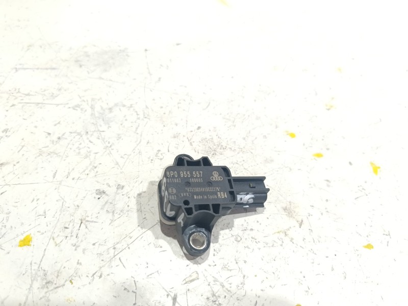 Recambio de sensor de impacto para audi a4 b7 (8ec) 2.0 tdi 16v referencia OEM IAM 8P095557  