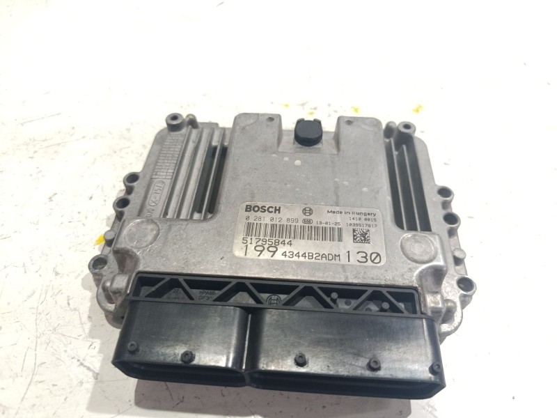 Recambio de centralita inyeccion para fiat grande punto (199_) 1.9 d multijet referencia OEM IAM 0281012899  
