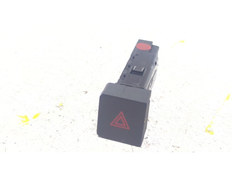 Recambio de boton emergencia para chevrolet captiva (c100, c140) 2.0 d 4wd referencia OEM IAM 202005304  
