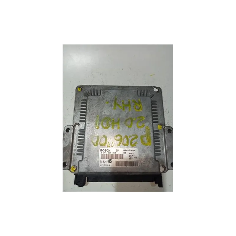Recambio de centralita inyeccion para peugeot 206 (1998) 1.4 hdi eco 70 referencia OEM IAM 0281010250  