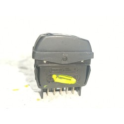 Recambio de mando elevalunas trasero izquierdo para citroën xsara (n1) 2.0 hdi 90 referencia OEM IAM 22681  