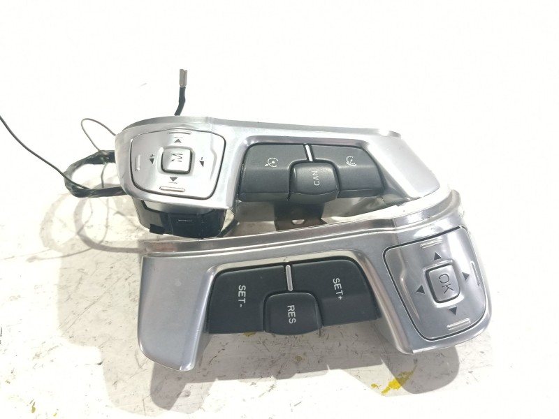 Recambio de mando volante para nissan bluebird berlina (t12/72)(03.1986) 1.8 turbo referencia OEM IAM 34094421A  