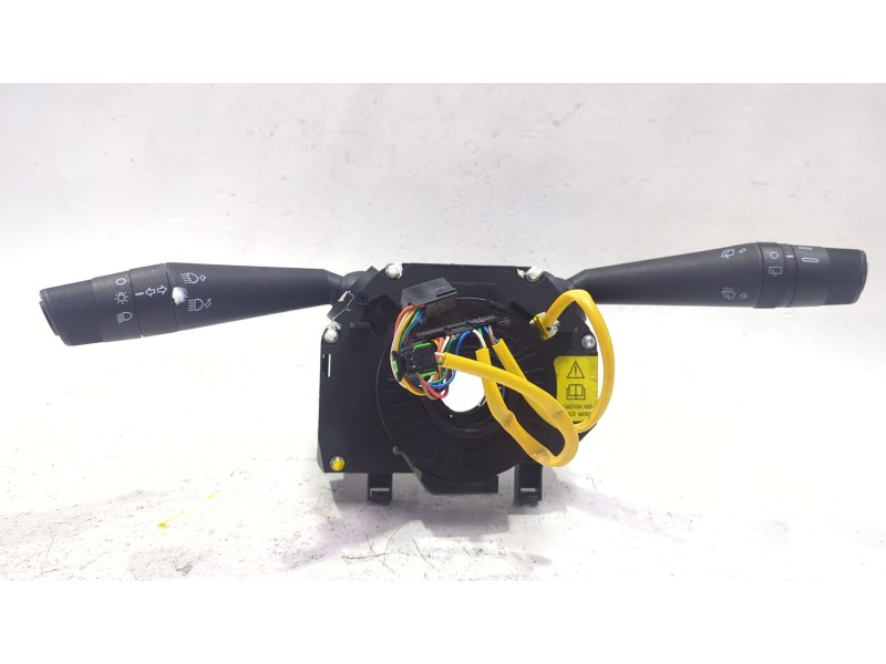 Recambio de mando multifuncion para fiat grande punto (199_) 1.9 d multijet referencia OEM IAM 852304  