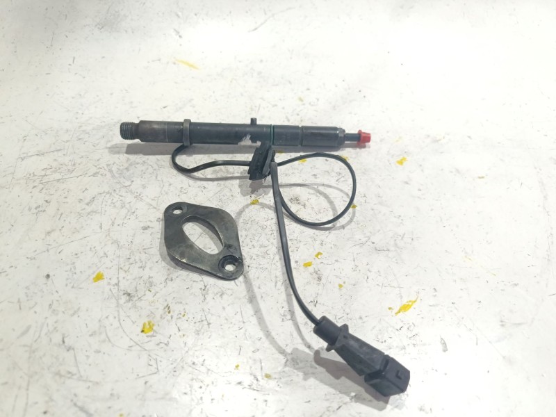 Recambio de inyector para audi a4 b5 (8d2) 2.5 tdi quattro referencia OEM IAM 059130202E  