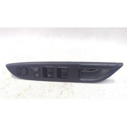 Recambio de mando elevalunas delantero izquierdo para mitsubishi asx 1.8 d 110 cv referencia OEM IAM 8608A207  
