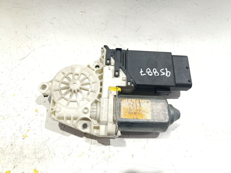Recambio de motor elevalunas delantero izquierdo para volkswagen bora i (1j2) 1.6 referencia OEM IAM 1j1959801C  