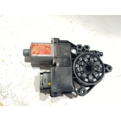 MOTOR ELEVALUNAS TRASERO DERECHO 834603Z010 