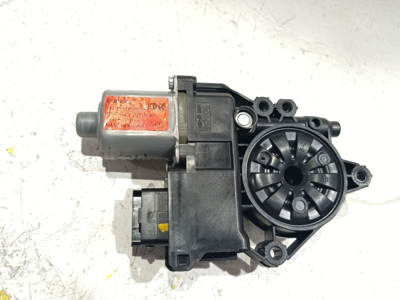 Recambio de motor elevalunas trasero derecho para hyundai i40 i (vf) 1.7 crdi referencia OEM IAM 834603Z010  