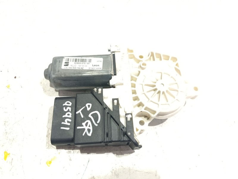 Recambio de motor elevalunas trasero derecho para seat leon (1p1) 1.6 tdi referencia OEM IAM 1K0959704AF  