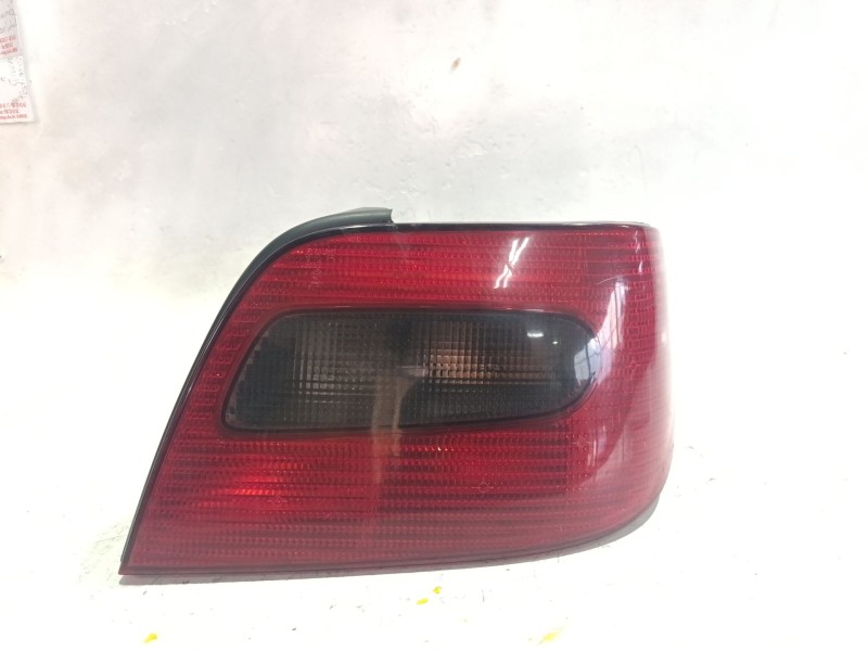 Recambio de piloto trasero derecho para citroën xsara (n1) 2.0 hdi 90 referencia OEM IAM 2534D  