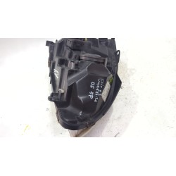 Recambio de faro delantero izquierdo para renault clio ii (xbo) 1.2 60cv referencia OEM IAM 7701054058H  
