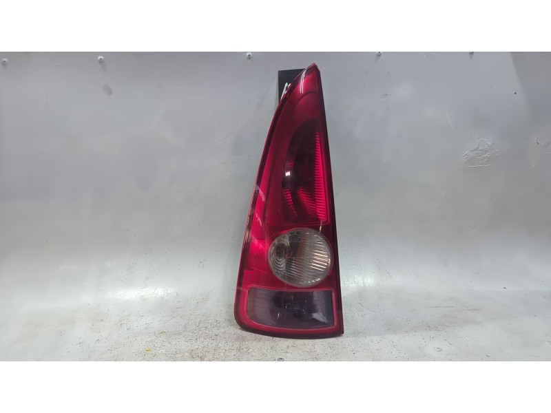 Recambio de piloto trasero izquierdo para renault espace iv (jk0/1_) 2.2 dci (jk0h) referencia OEM IAM 8200027153  