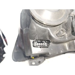 Recambio de faro delantero derecho para renault clio ii (xbo) 1.2 60cv referencia OEM IAM 15601800RE  
