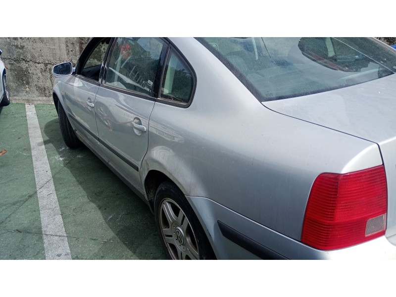 VOLKSWAGEN PASSAT B5 (3B2)