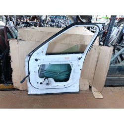 Recambio de puerta delantera derecha para land rover discovery v van (l462) 2.0 sd4 4x4 referencia OEM IAM   