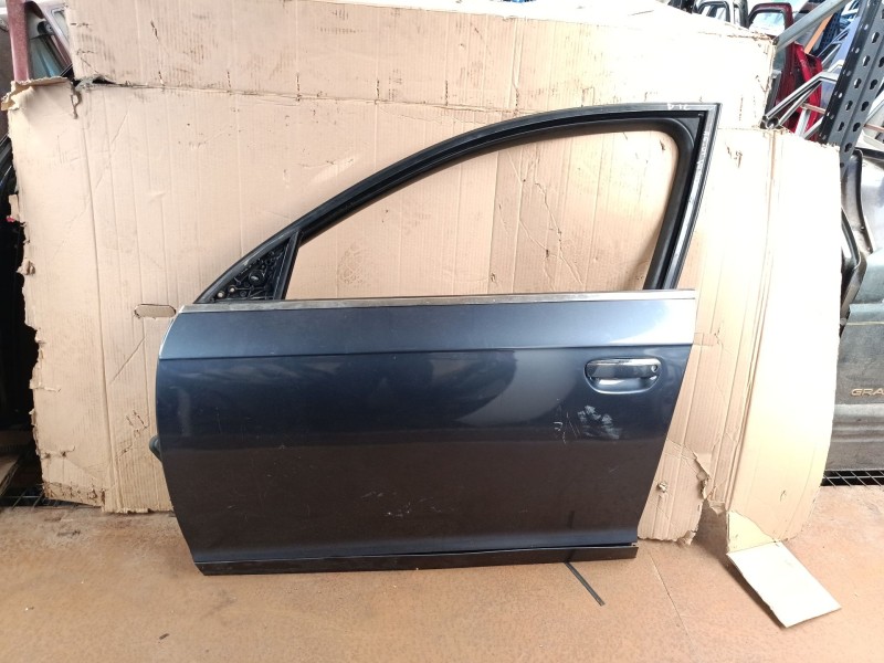 Recambio de puerta delantera izquierda para audi a6 c6 (4f2) 2.7 tdi referencia OEM IAM   