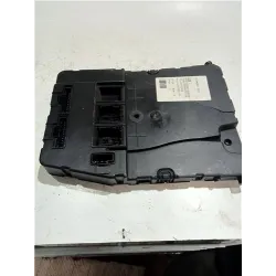 Recambio de caja fusibles/rele para renault megane ii berlina 3p (10.2002) 1.5 dynamique [1,5 ltr. - 78 kw dci diesel] referenci