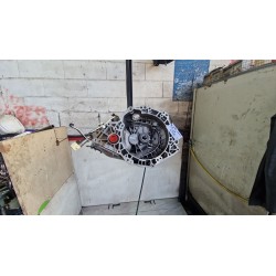 Recambio de caja cambios manual para opel combo tour 1.3 cdti 16v referencia OEM IAM F17W394  