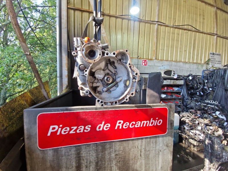 Recambio de caja cambios manual para seat ibiza ii (6k1) 1.4 i referencia OEM IAM DXK  