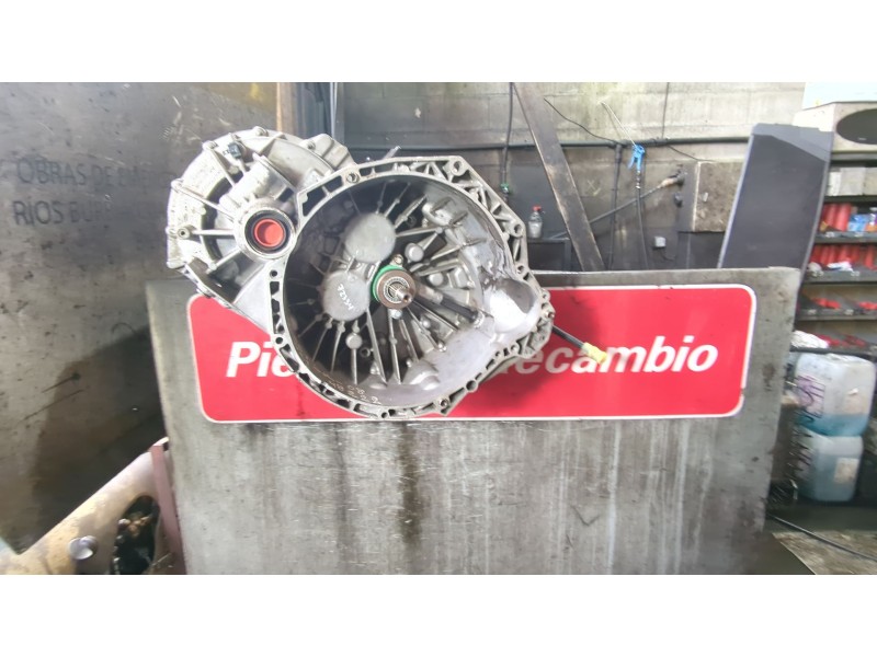 Recambio de caja cambios manual para renault master ii furgoneta (fd) 2.5 dci referencia OEM IAM PF6014 C014965  