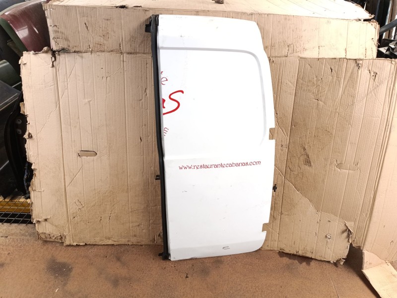 Recambio de puerta trasera derecha para peugeot bipper (aa_) 1.4 hdi referencia OEM IAM   