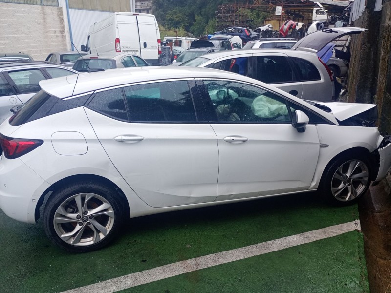 opel astra k (b16) del año 2018