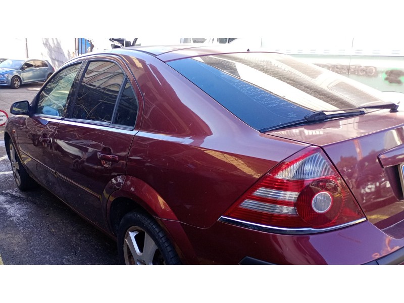ford mondeo iii sedán (b4y) del año 2002