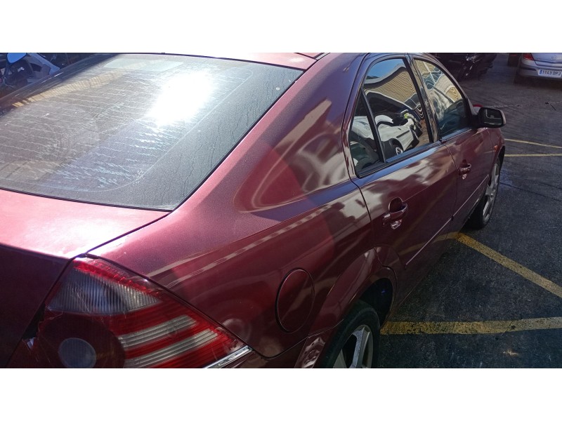 ford mondeo iii sedán (b4y) del año 2002