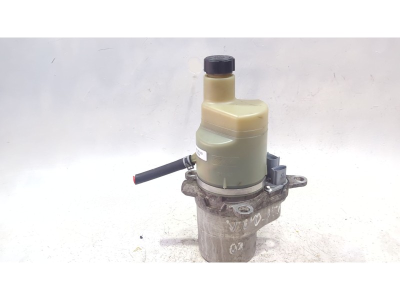 Recambio de bomba direccion para volvo c30 (533) 2.0 d referencia OEM IAM 5N513K514CA  