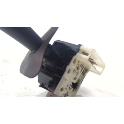 Recambio de mando limpiaparabrisas para renault clio ii (xbo) 1.2 60cv referencia OEM IAM   