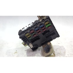 CAJA RELES / FUSIBLES 7755601 