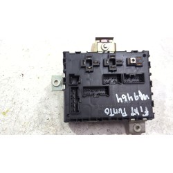 Recambio de caja reles / fusibles para fiat punto (176_) 75 1.2 referencia OEM IAM 7755601  