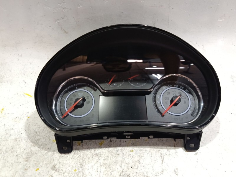 Recambio de cuadro completo para opel insignia a sedán (g09) 2.0 cdti (69) referencia OEM IAM 23464927  