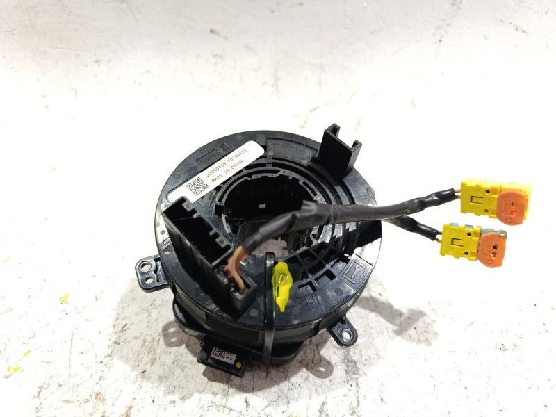 Recambio de anillo airbag para opel insignia a sedán (g09) 2.0 cdti (69) referencia OEM IAM 22899138  13579709