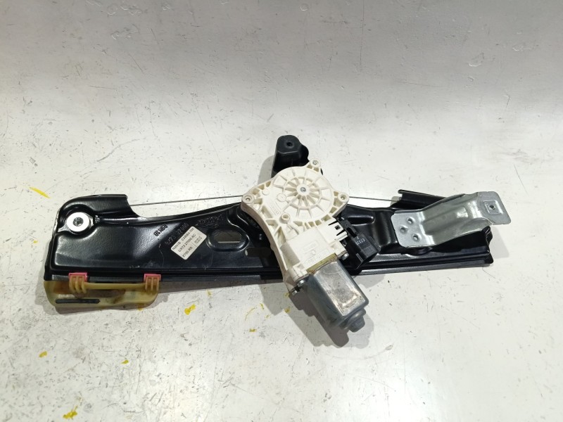 Recambio de mecanismo elevalunas trasero derecho para jaguar xe (x760) 2.0 d referencia OEM IAM GX7327000AC  