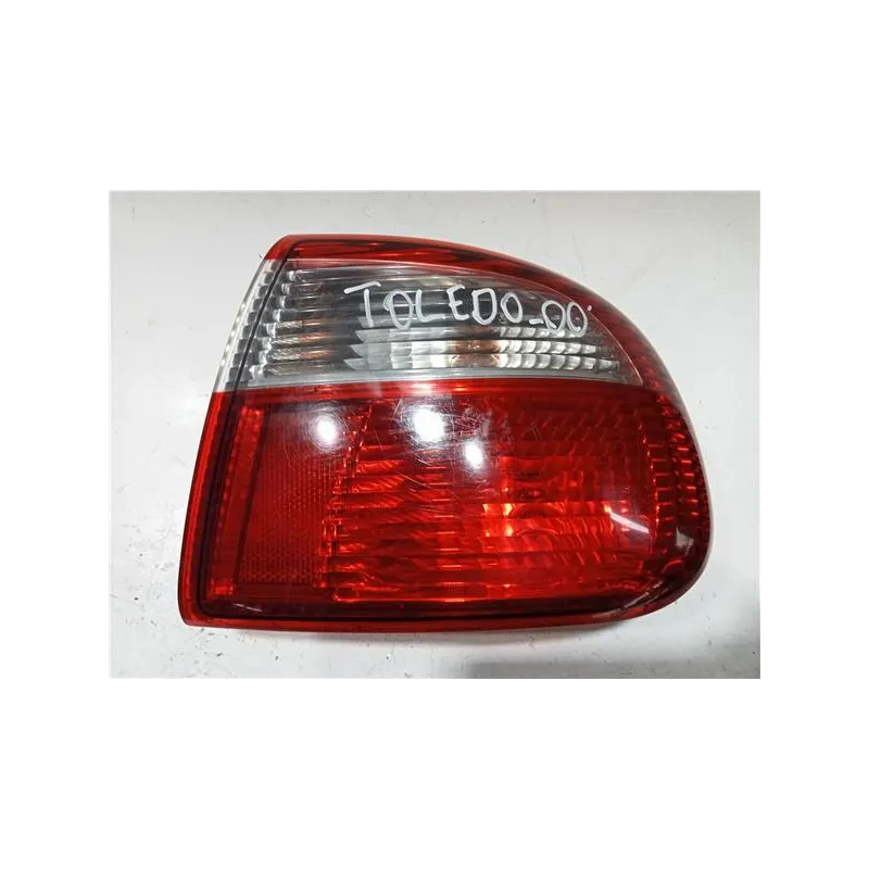 Recambio de piloto trasero derecho para seat toledo (1m2)(03.1999) 1.9 tdi referencia OEM IAM 1M5945096B  