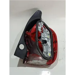 Recambio de piloto trasero izquierdo para renault modus i (2004) dci (fp0f, jp0f) referencia OEM IAM 8200212205  