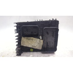 CAJA RELES / FUSIBLES 1K0937804B 