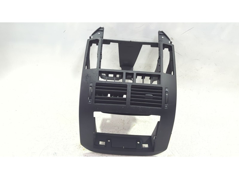 Recambio de aireador central para volkswagen polo iv (9n_, 9a_) 1.2 referencia OEM IAM 6Q0858069S  