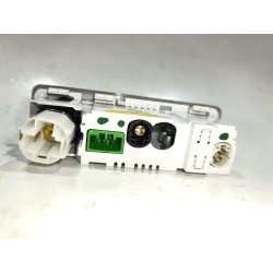 Recambio de conector usb / aux para jaguar xe (x760) 2.0 d referencia OEM IAM FK7219C166BC  