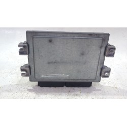 Recambio de centralita inyeccion para renault clio ii (xbo) 1.2 60cv referencia OEM IAM 8200326395  