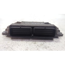 Recambio de centralita inyeccion para renault clio ii (xbo) 1.2 60cv referencia OEM IAM 8200326395  