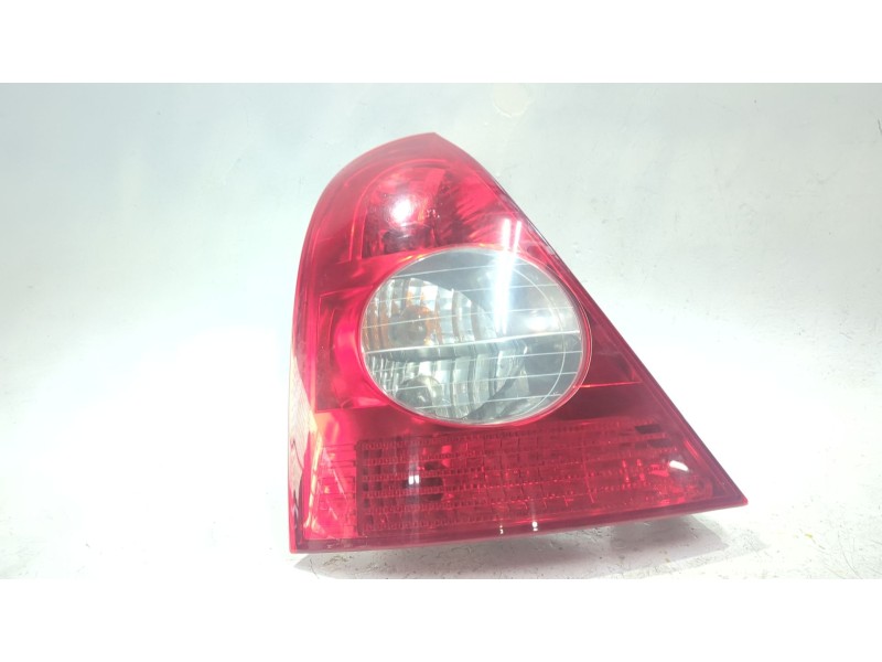 Recambio de piloto trasero izquierdo para renault clio ii (xbo) 1.2 60cv referencia OEM IAM X65PH2REN  