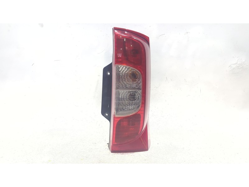 Recambio de piloto trasero derecho para peugeot bipper (aa_) 1.4 hdi referencia OEM IAM 13202FA  