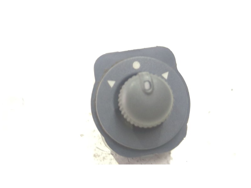Recambio de mando retrovisor para peugeot bipper (aa_) 1.4 hdi referencia OEM IAM B569  